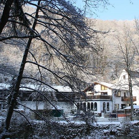 Hotel Wiedfriede Rossbach  ภายนอก รูปภาพ